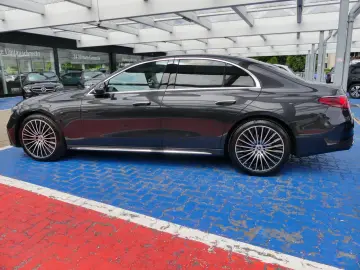 MERCEDES-BENZ E 220d AMG Line Advanced Plus Panorama…