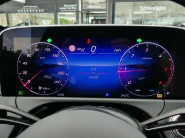 MERCEDES-BENZ E 220d AMG Line Advanced Plus Panorama…