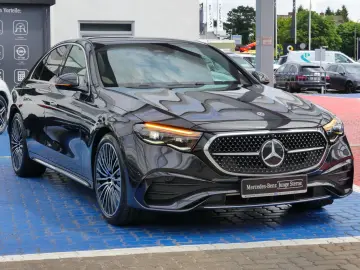 MERCEDES-BENZ E 220d AMG Line Advanced Plus Panorama…