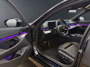 BMW 520d Limousine [M Sport  ACC  HK Sound  AHK]
