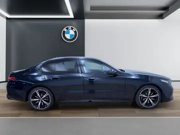 BMW 520d Limousine [M Sport  ACC  HK Sound  AHK]