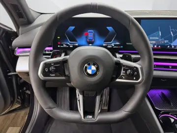 BMW 520d Limousine [M Sport  ACC  HK Sound  AHK]