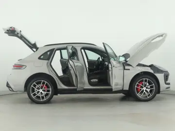 PORSCHE Macan S   LED Panorama AHK Bose PDC Kamera 2…