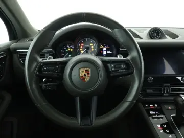 PORSCHE Macan S   LED Panorama AHK Bose PDC Kamera 2…