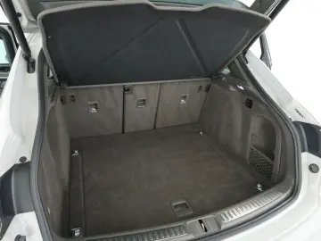 PORSCHE Macan S   LED Panorama AHK Bose PDC Kamera 2…