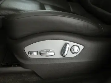 PORSCHE Macan S   LED Panorama AHK Bose PDC Kamera 2…