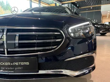 MERCEDES-BENZ E 400 d EXCLUSIVE DISTR MEMO 360 HUD K…