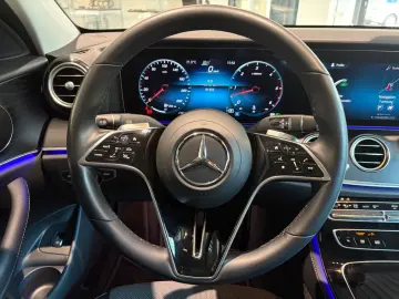 MERCEDES-BENZ E 400 d EXCLUSIVE DISTR MEMO 360 HUD K…