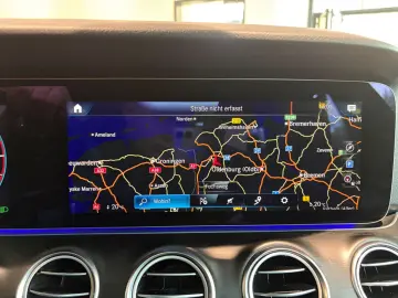 MERCEDES-BENZ E 400 d EXCLUSIVE DISTR MEMO 360 HUD K…