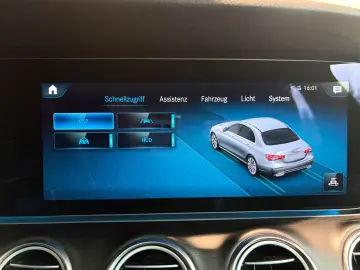 MERCEDES-BENZ E 400 d EXCLUSIVE DISTR MEMO 360 HUD K…