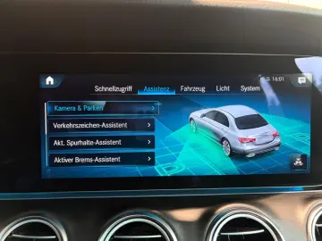 MERCEDES-BENZ E 400 d EXCLUSIVE DISTR MEMO 360 HUD K…
