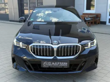 BMW 520 G60 5 Limousine 520 d xDrive M Sport H&K 360