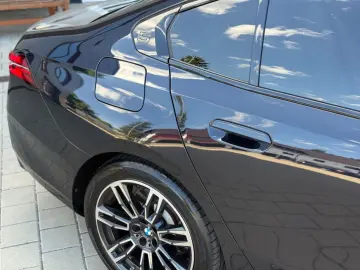 BMW 520 G60 5 Limousine 520 d xDrive M Sport H&K 360