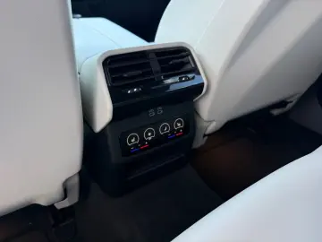 BMW 520 G60 5 Limousine 520 d xDrive M Sport H&K 360