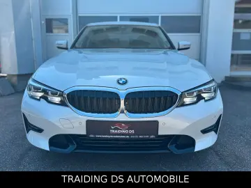 BMW 318i -Sport Line-   AMBIENETE   5 JA. GARANTIE