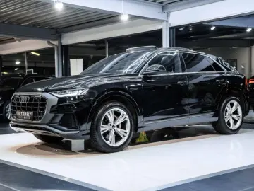 AUDI Q8 45 TDI S-Line quattro Tiptr. PANO HD Matrix