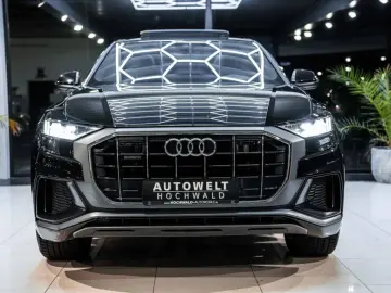 AUDI Q8 45 TDI S-Line quattro Tiptr. PANO HD Matrix