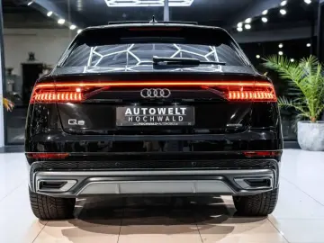 AUDI Q8 45 TDI S-Line quattro Tiptr. PANO HD Matrix
