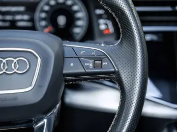 AUDI Q8 45 TDI S-Line quattro Tiptr. PANO HD Matrix
