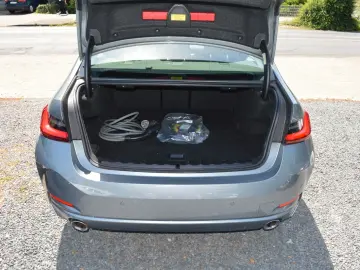 BMW 320 e Hybrid Limousine   Mwst Ausweisbar