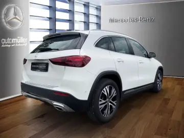 MERCEDES-BENZ GLA 220 4M PROGRESSIVE 360  LENKRADHEIZ LED