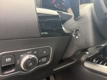 MERCEDES-BENZ GLA 220 4M PROGRESSIVE 360  LENKRADHEIZ LED