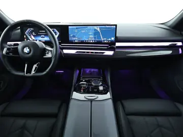 BMW 520i M Sport Lüft ACC PAs 360  ha&ka 4xSHZ el.Si