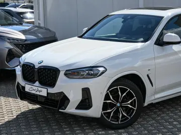 BMW X4 xDrive20i M-Sport AHK PANO ACC KoZg HuD Laser