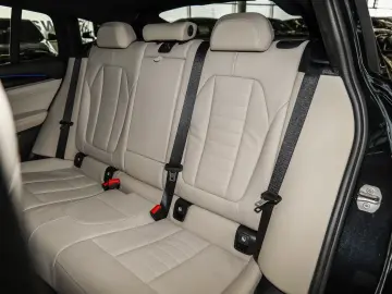 BMW X4 xDrive20i M Sport PANO RFK NAVI LED Laser LM