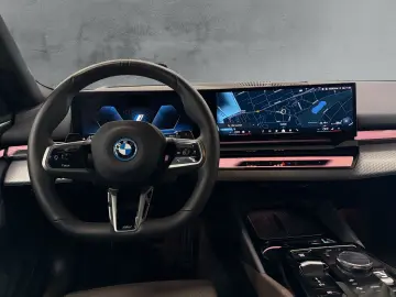 BMW 550 e xDrive LIMO  M Sport Pro  19''AH…