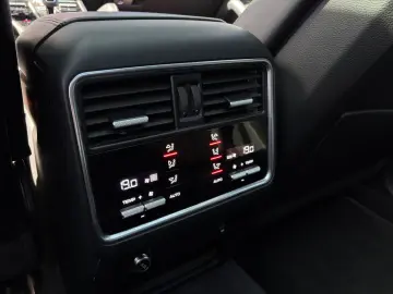 PORSCHE Cayenne E-Hy Coupe Matrix Ventilation 360