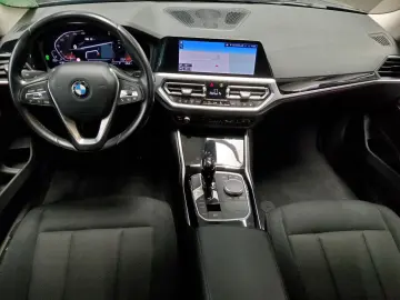 BMW 320dA Navi LED LC Pro Shz