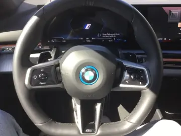BMW 550 e xD Tour M-Sport-Pro Pano AHK 19'&apos…