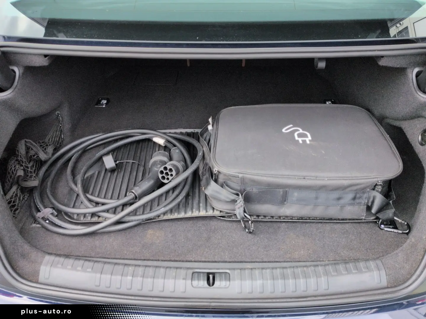 AUDI A6 Limousine 50 TFSI e quat. Matrix ACC HuD AHK