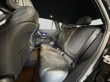 MERCEDES-BENZ GLC 200 4M AMG DIGLI AMBI DISTR  KAM S…
