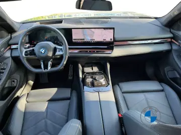 BMW 550e xDrive Touring M Sport Pro DA Prof AHK Pano
