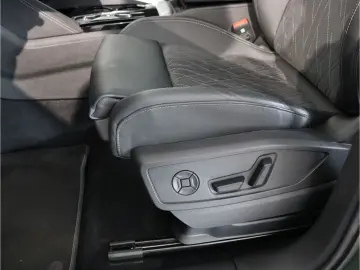 AUDI SQ5 TFSI S tronic quattro edition one PANO STHZ