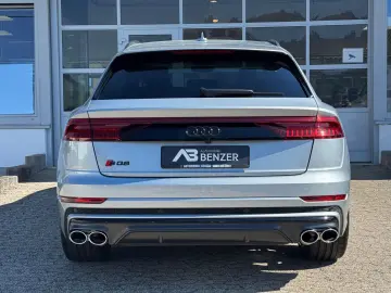 AUDI SQ8 4.0 TFSI quattro EXCLUSIVE ALCANTARA BLACK