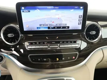 MERCEDES-BENZ V 300 d 4M lang Avantgarde Edition AMG…