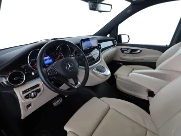MERCEDES-BENZ V 300 d 4M lang Avantgarde Edition AMG…