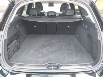 MERCEDES-BENZ GLC 200 4Matic AMG LED Night Memory AHK 360
