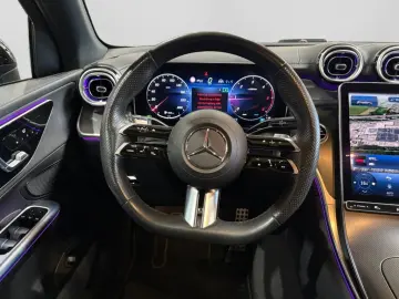 MERCEDES-BENZ GLC 220 d 4M AMG DISTR PANO MEMO KEYL …