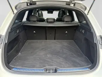MERCEDES-BENZ GLC 220d 4M AMG NIGHT DIGL AMBI DISTR …