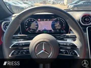 MERCEDES-BENZ CLE 300 e AMG Sport Night Distr Pano D…