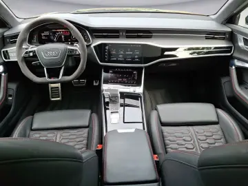 AUDI RS 6 Avant q 4.0 V8 tiptronic