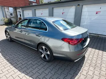 MERCEDES-BENZ Avantgarde LED NAVI KAMERA DISTRONIK DIGITAL