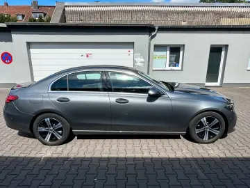 MERCEDES-BENZ Avantgarde LED NAVI KAMERA DISTRONIK DIGITAL