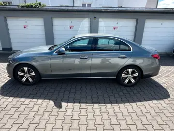 MERCEDES-BENZ Avantgarde LED NAVI KAMERA DISTRONIK DIGITAL