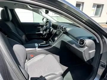 MERCEDES-BENZ Avantgarde LED NAVI KAMERA DISTRONIK DIGITAL
