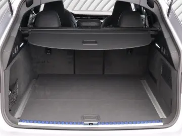 AUDI RS6 Avant 4.0 TFSI quattro